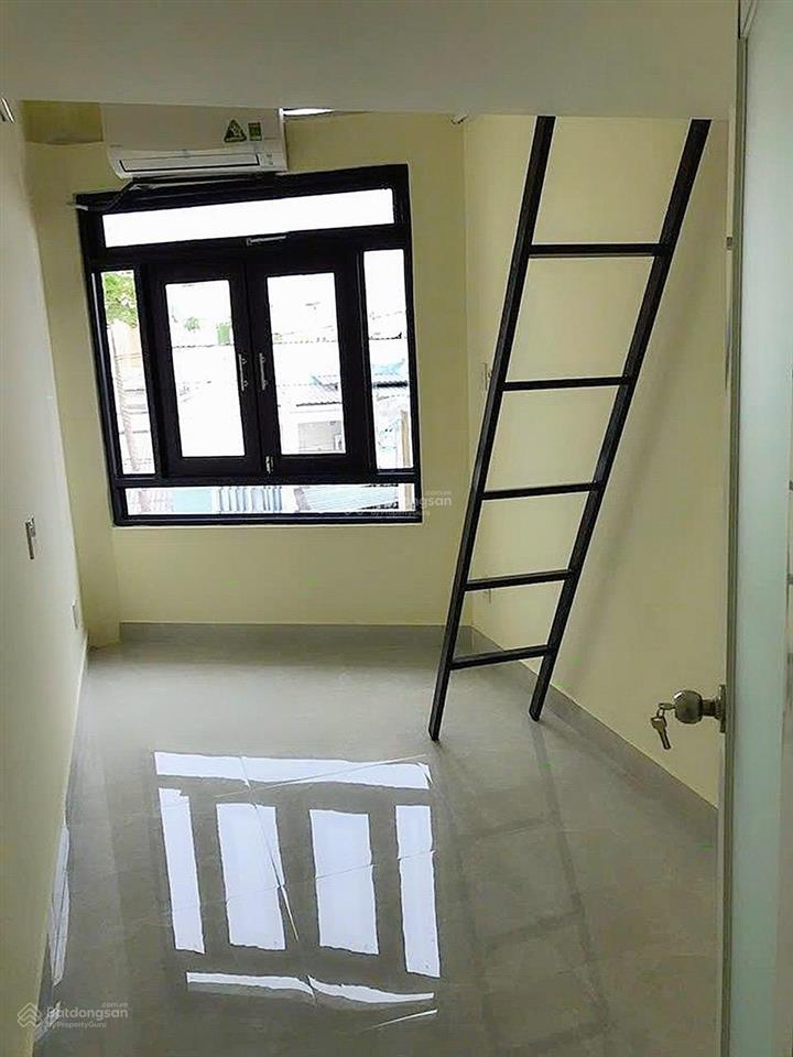 Nhà đẹp, tt bình thạnh, kiến trúc sư thiết kế xịn, 4 tầng btct, dtsd 100m2 q1 chỉ 7 phút, sb 10 p