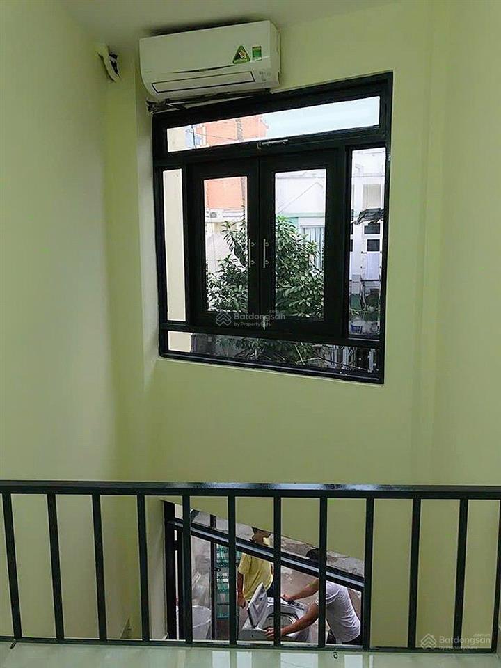 Nhà đẹp, tt bình thạnh, kiến trúc sư thiết kế xịn, 4 tầng btct, dtsd 100m2 q1 chỉ 7 phút, sb 10 p