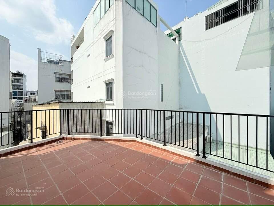 Nhà đẹp, 2 mặt tiền gần ngã tư nguyễn văn nghi, nguyễn thái sơn gò vấp, dt 40m2, 3 tầng, 3,18 tỷ