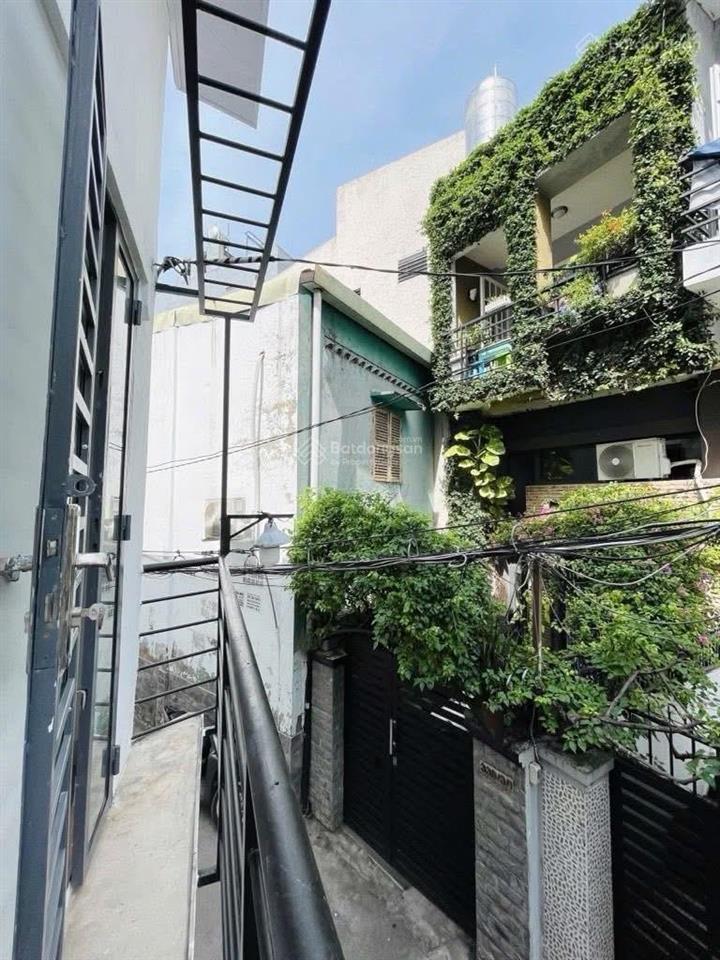 Bán nhà bình thạnh, gần ngã 3 phan văn trị, trần quý cáp, nơ trang long, 2pn, hẻm thoáng,chỉ 1,98ty