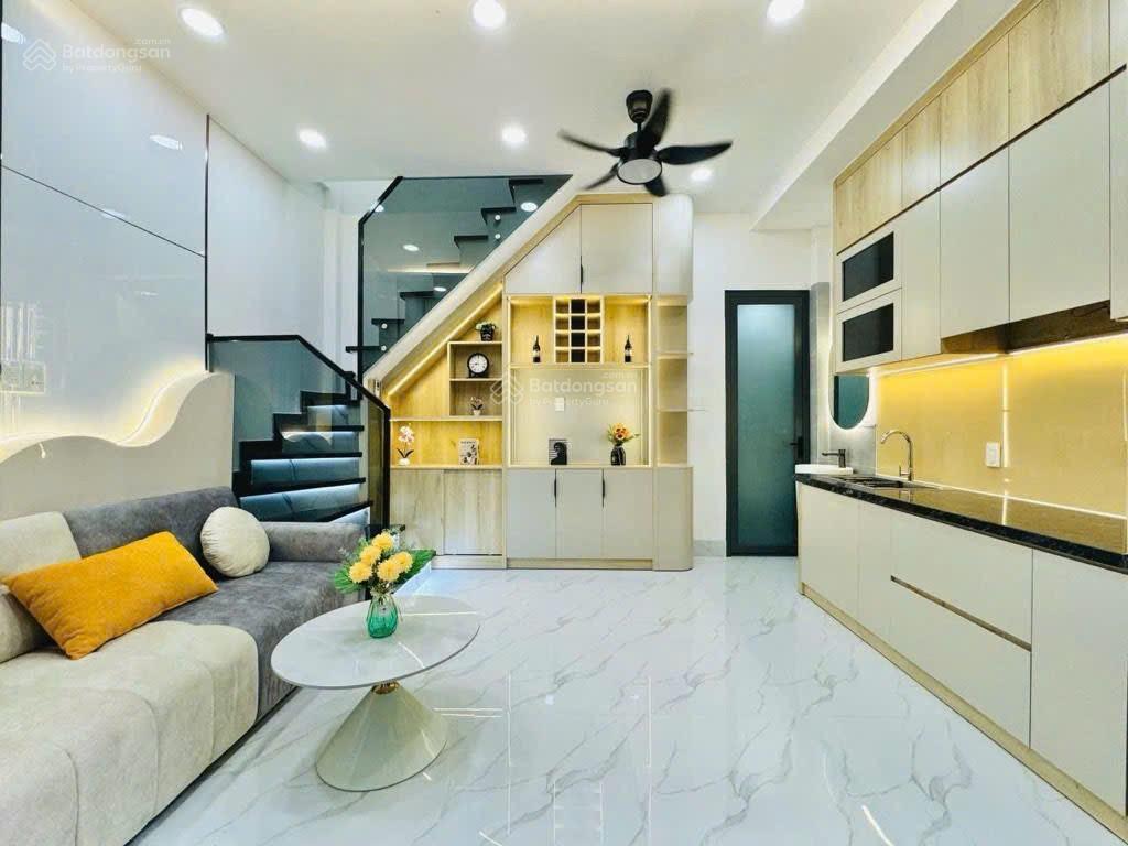 Nhà đẹp, dtsd 32m2, cách vài căn hxh, 2pn, kv vòng xoay quang trung, nguyễn kiệm, nguyễn oanh, 3xx