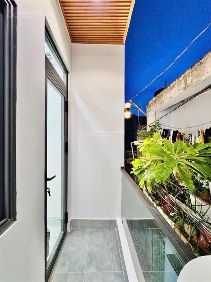 Nhà đẹp, dtsd 32m2, cách vài căn hxh, 2pn, kv vòng xoay quang trung, nguyễn kiệm, nguyễn oanh, 3xx