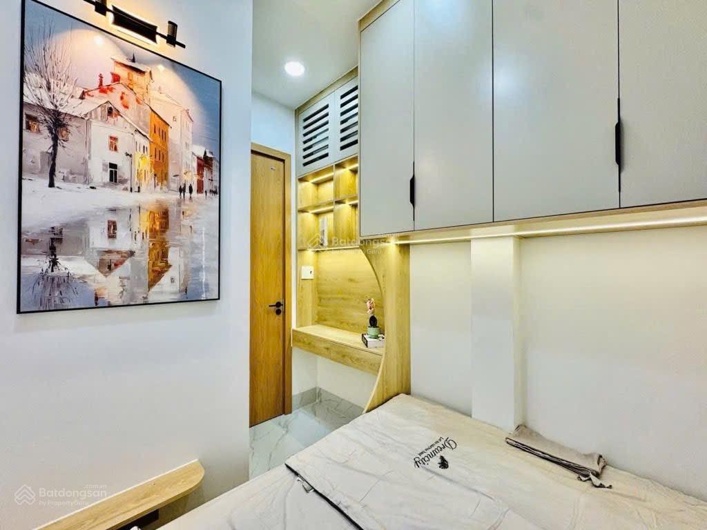 Nhà đẹp, dtsd 32m2, cách vài căn hxh, 2pn, kv vòng xoay quang trung, nguyễn kiệm, nguyễn oanh, 3xx