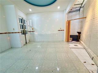 Bán gấp nhà riêng nhỉnh 2 tỷ, 22m2 phường cầu kiệu q. phú nhuận, hcm
