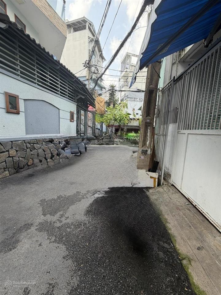 Bán nhà đẹp, dt 64m2 sd, đúc btct kiên cố, 2pn, 2wc, gần công viên làng hoa gò vấp, nhỉnh 4đ