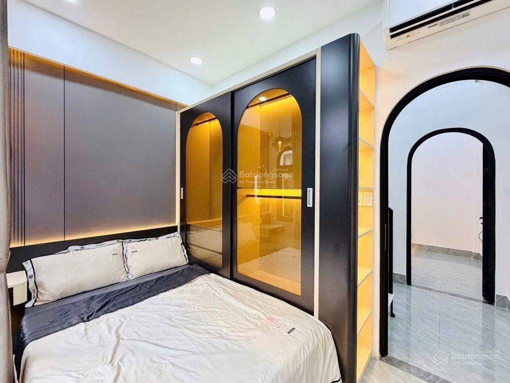 Nhà đẹp, tt gò vấp, dtsd 30m2 , 2pn, 2wc, 2 tầng. hẻm 3g, xung quanh buôn bán tập nập chỉ 4,25 tỷ.