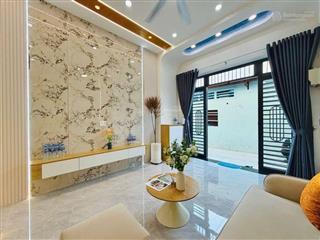 Gò vấp hàng hiếm  sân bay tsn 10  35m2  2 tầng, 2 pn, 2 wc, tặng full nội thất xịn  4,79
