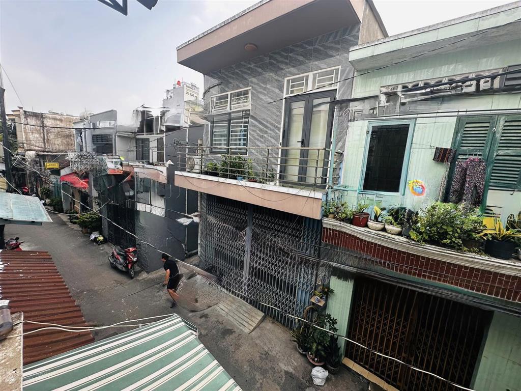 Go vấp hxh đỗ cửa, gần lotte, cityland, sd 54m2, trệt lầu, 2pn, 2wc. sổ a4 hoàn công. 3.5đ