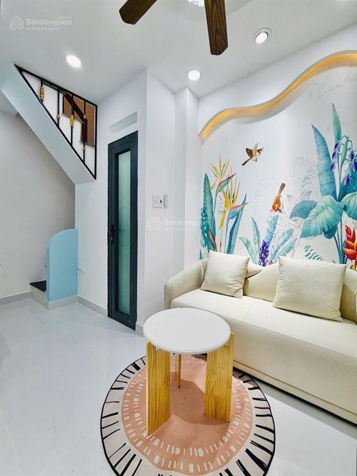 Gò vấp siêu phẩm mini house 3 tầng, 2 pn, 3wc sát mặt tiền gò vấp. chỉ 2,55 tỷ.