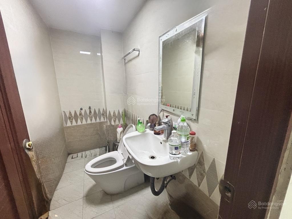 Gò vấp nhà 4 tầng  hxh nhỏ  sát mặt tiền xe tải  ngay khu cityland phan văn trị, dt 104m2