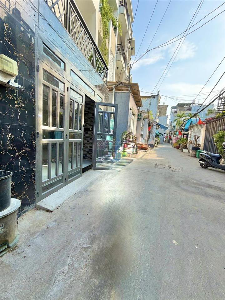 Gò vấp nhà 4 tầng  hxh nhỏ  sát mặt tiền xe tải  ngay khu cityland phan văn trị, dt 104m2