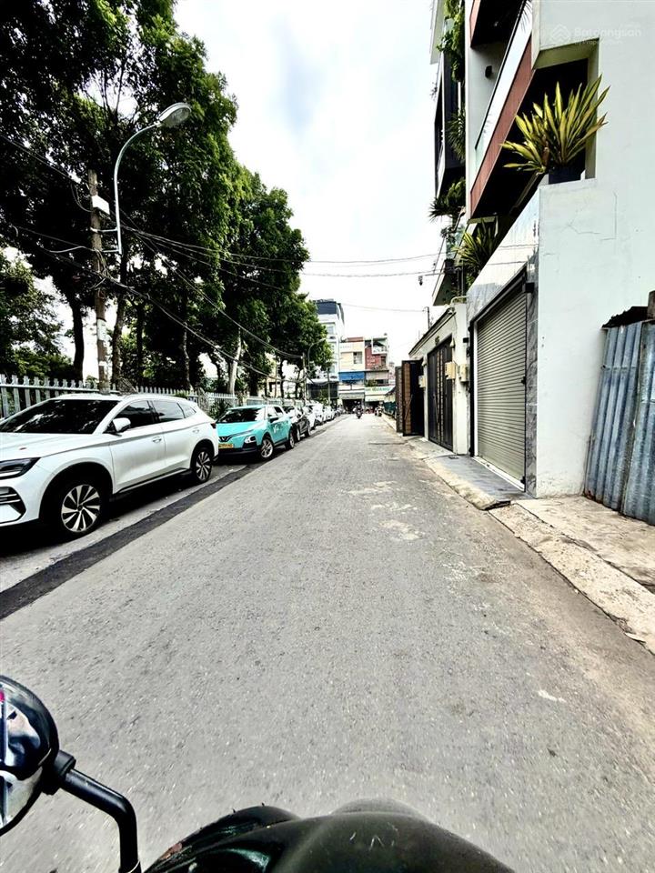 4,2 tỷ, gò vấp vị trí đẹp 1 căn ra mt, h3g  nhà đẹp đúc btct  an ninh yên tĩnh.