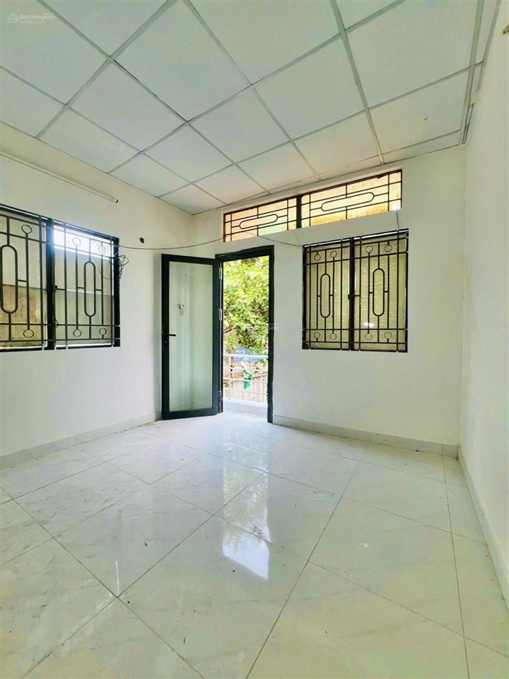 Gò vấp hxh, bán nhanh trong tháng, chỉ 3,55 tỷ, dt 22m2 (thực tế 3,7 x 6,5). 2 pn, 2ưc.