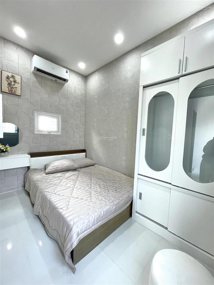 Tt gò vấp hẻm ba gác  2 tầng mới ở ngay, dt 5mx4m  khu vực ngã 6 nguyễn kiệm, nguyễn oanh, tặ