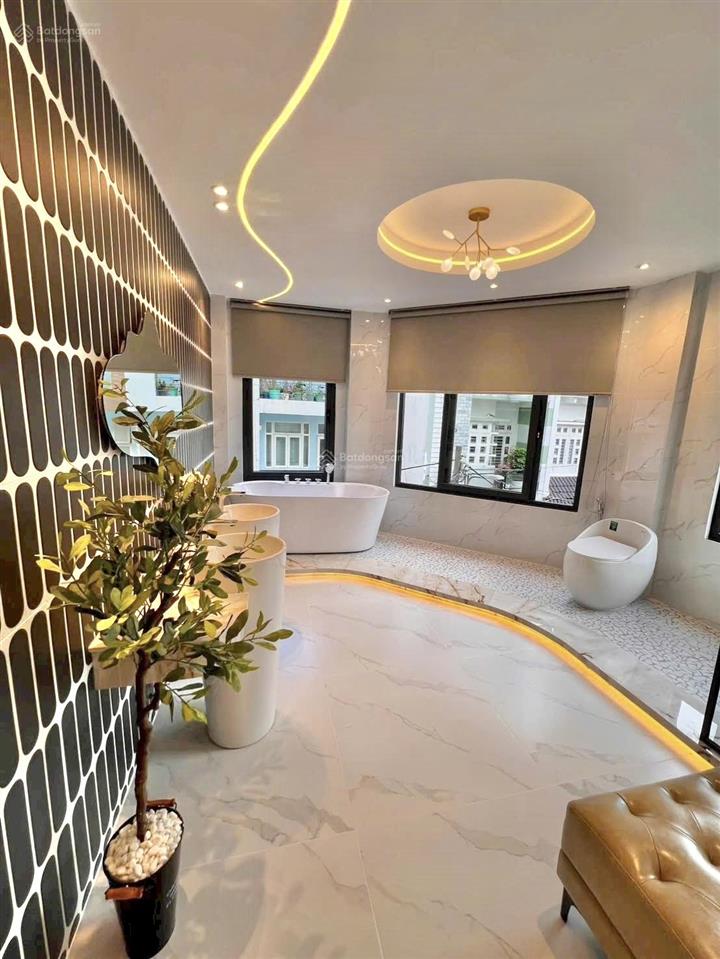 Tt gò vấp nhà đẹp, căn góc 2mt, 5 tầng ô tô ngủ nhà  40m2  tặng full nội thất, chỉ 7x tỷ tl