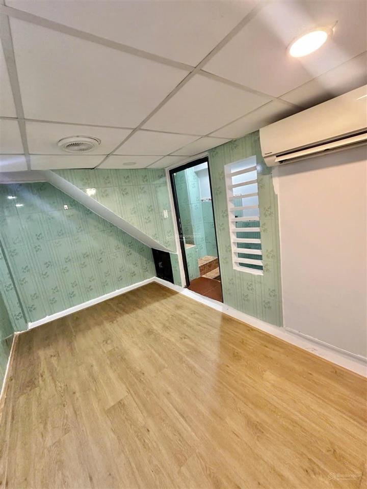 Gò vấp chỉ 2,4 tỷ, hẻm xe hơi nguyễn văn lượng, nhà ba tầng, 2 phòng ngủ, 2wc, mt 3,5m kinh doanh
