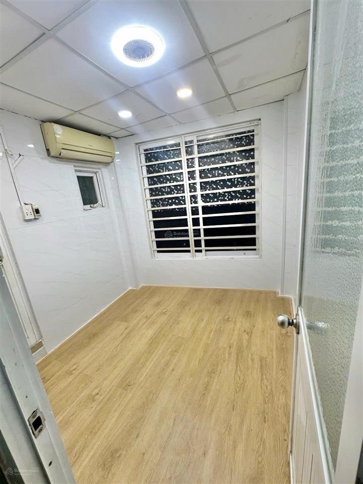 Gò vấp chỉ 2,4 tỷ, hẻm xe hơi nguyễn văn lượng, nhà ba tầng, 2 phòng ngủ, 2wc, mt 3,5m kinh doanh