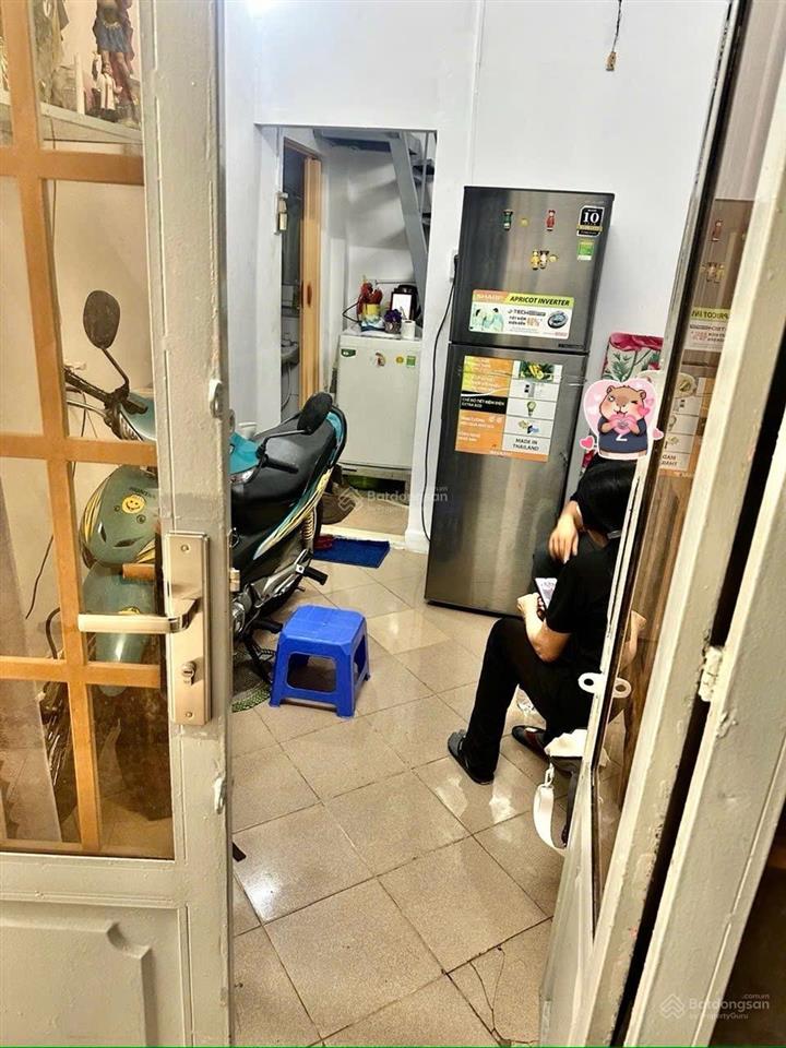 2,x tỷ hiếm hoi còn sót lại  ngay công viên gia định  2 tầng  1pn (có thể cải tạo thêm 1pn) 