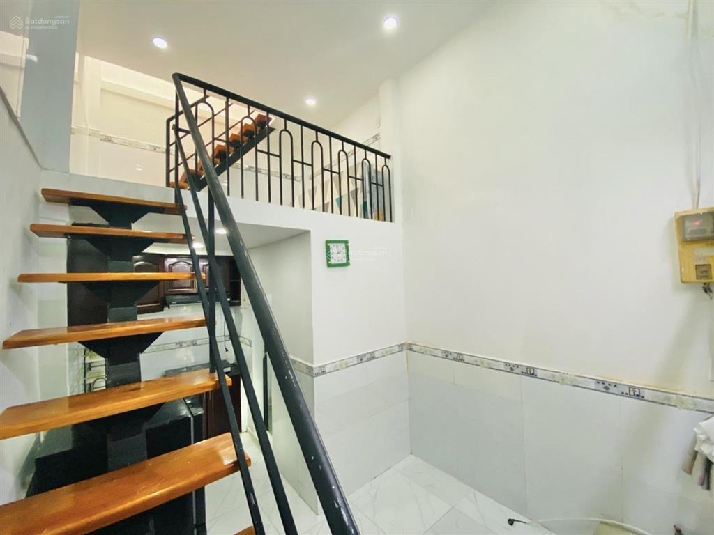 Nhà đẹp, chỉ 1,98 tỷ, siêu kết cấu, sổ đẹp nở hậu, 3 tầng, thông nguyễn kiệm phường 3, quận gò vấp