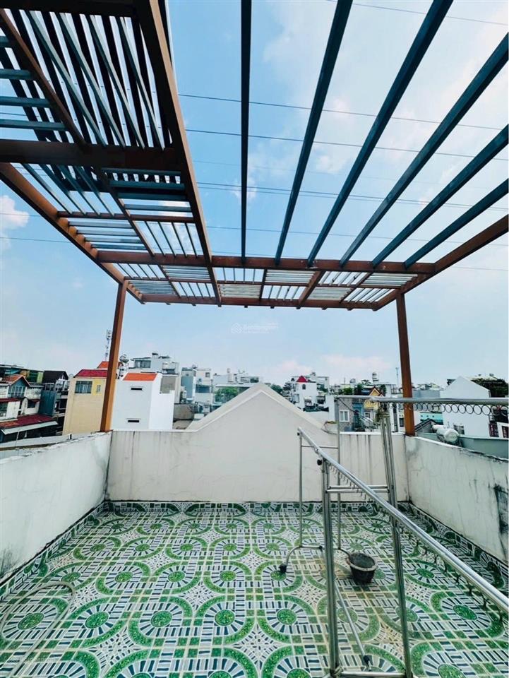 4x12m dòng tiền thuê 18tr/th giữ tiền, qua sân bay 10p  hẻm xe hơi thông  gần cv làng hoa