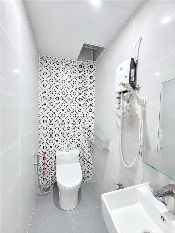 3,5 tỷ, dt 45m2, btct 2 tầng, hxh nguyễn văn khối, hoàn công đủ nhỉnh 80tr/m2