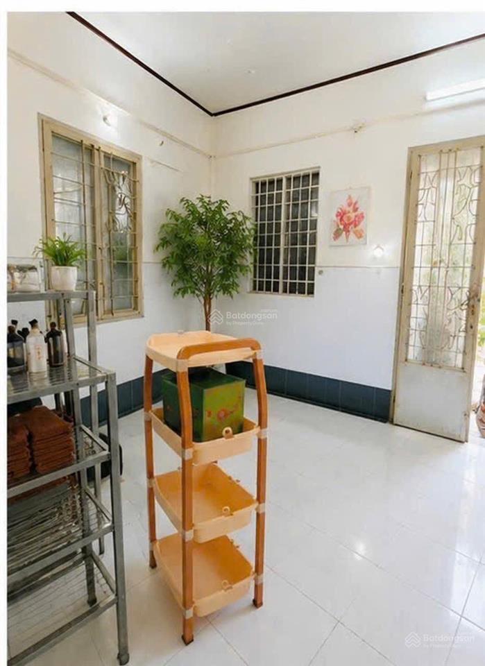 3,4 tỷ, dt 30m2, 1 trệt, 1 lầu, ngang 5x6, 2pn, 2 wc, ngay phan xích long, phan đăng lưu, kinh doan