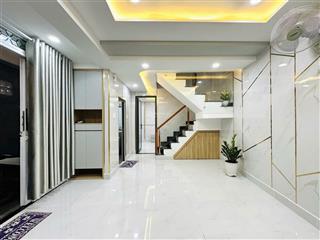 Bán nhà đẹp khu vip đoàn thị điểm  ngang khủng 9m  cách 1 căn ra mt