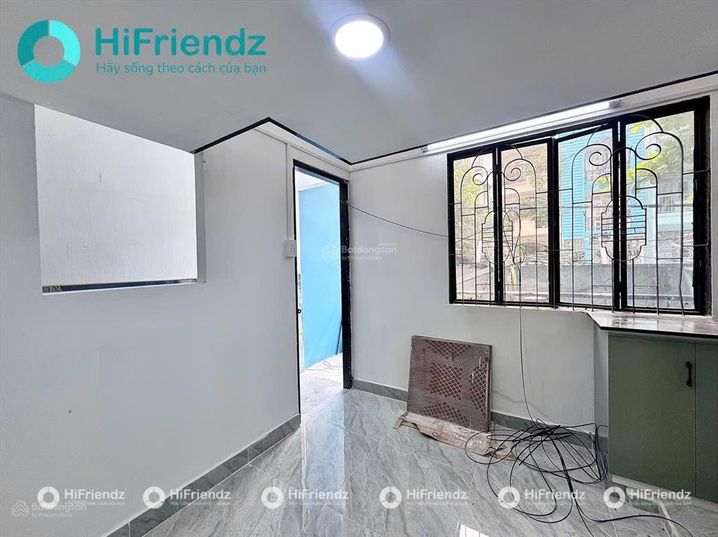Cho thuê phòng full nội thất mới 100%  cửa sổ ban công siêu thoáng mát nằm ngay trung tâm bthanh