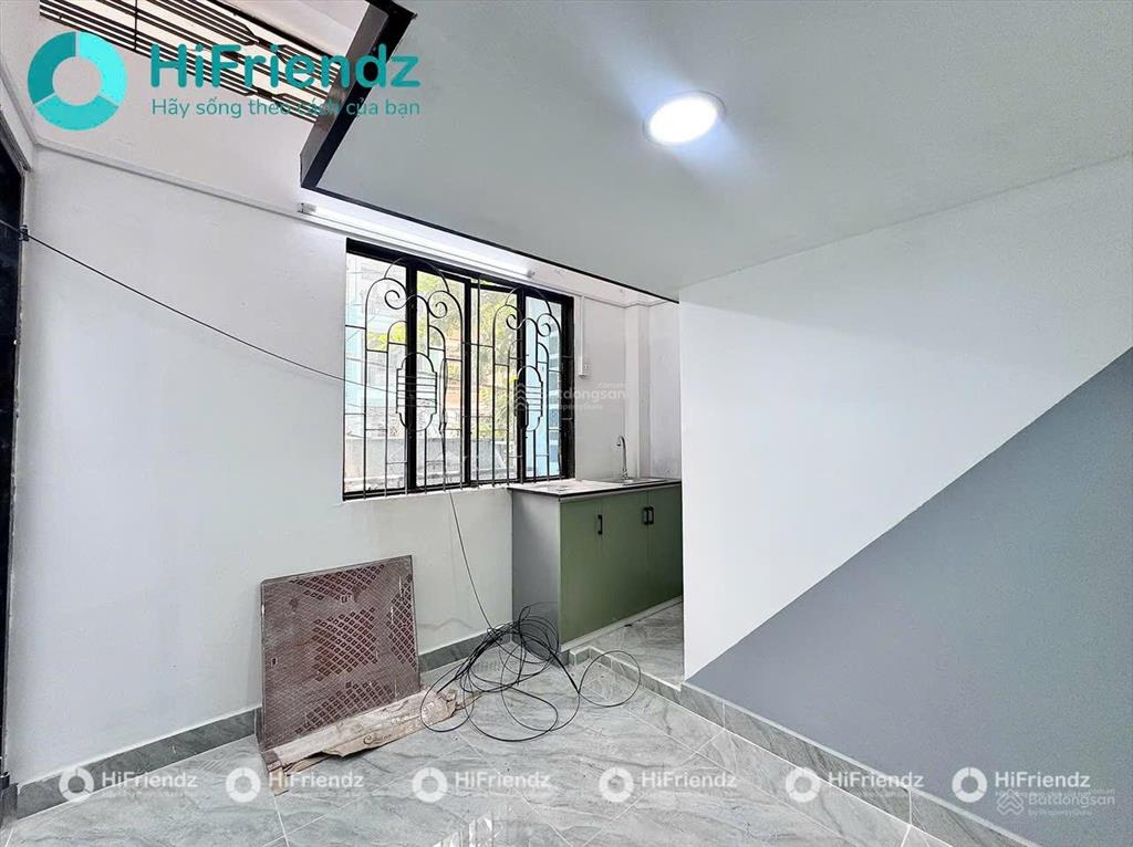 Cho thuê phòng full nội thất mới 100%  cửa sổ ban công siêu thoáng mát nằm ngay trung tâm bthanh