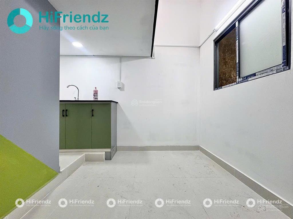 Cho thuê phòng full nội thất mới 100%  cửa sổ ban công siêu thoáng mát nằm ngay trung tâm bthanh