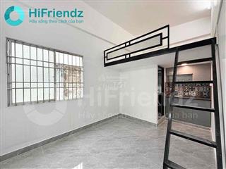 Phòng mới full tiện nghi  gác cao đứng được  không giới hạn người và xe  ngay trung tâm bthanh