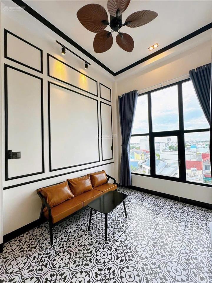 Cho thuê phòng full nt mới 100%  cửa sổ trời siêu thoáng mát nằm ngay trung tâm bình thạnh