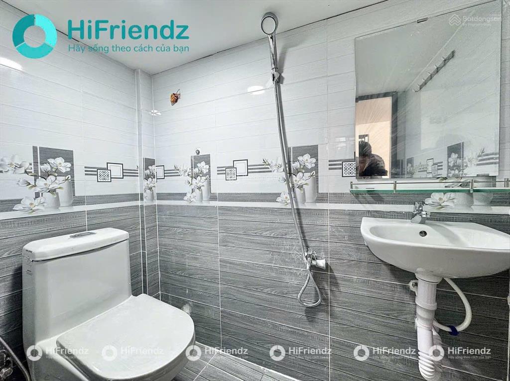 Cho thuê phòng đầy đủ tiện nghi  gác cao thoáng mát  gần các trường đại học lớn hutech, ftu, hiu