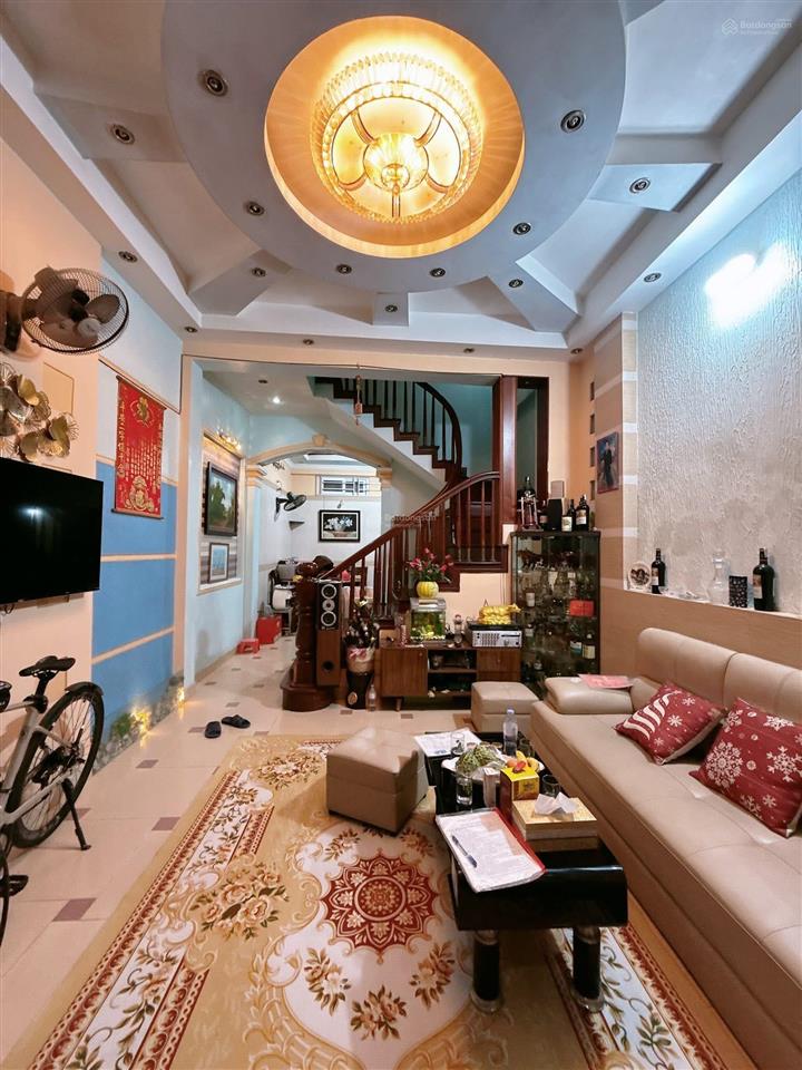 Bán nhà nguyễn khang  cầu giấy 52m2 | 4 tầng | mt 4m | giá 11.2 tỷ