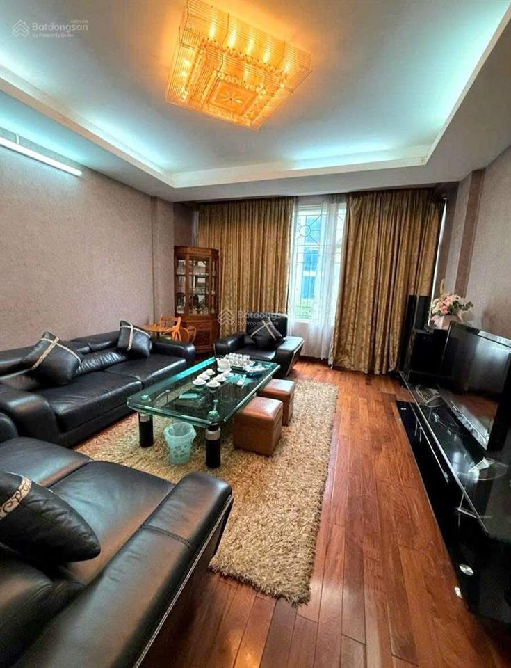 Mặt phố dương văn bé  hbt  60m2  4 tầng mt 7.3m  giá 2x tỷ
