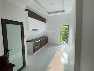 Bán nhà lĩnh nam.34 m.5 tầng.sổ đỏ . giá 6.3 tỷ