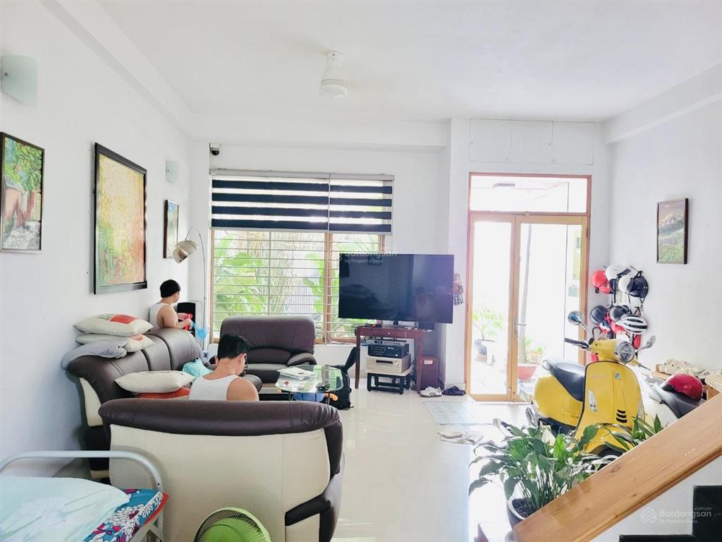 Biệt thự phố gần chợ bà chiểu  2 mặt hẻm xe hơi  110m2 đất ngang 5.5m  từ 18 tỉ về 15.9 tỉ