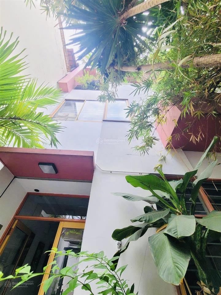 Biệt thự phố gần chợ bà chiểu  2 mặt hẻm xe hơi  110m2 đất ngang 5.5m  từ 18 tỉ về 15.9 tỉ