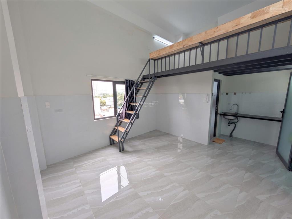Phòng trọ cao cấp, cửa sổ cực thoáng cách bệnh viện đa khoa thủ đức 7p đi xe