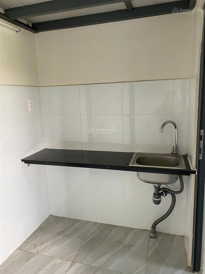 Phòng trọ cao cấp, cửa sổ cực thoáng cách bệnh viện đa khoa thủ đức 7p đi xe