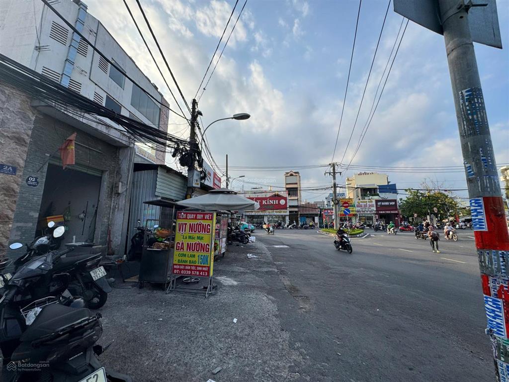 Chính chủ cho thuê nhà nc mặt tiền đường lã xuân oai phù hợp vừa ở vừa kinh doanh cực thuận lợi