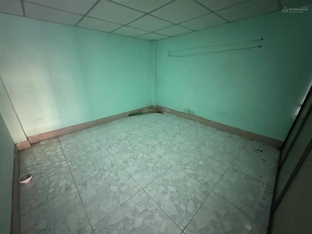 Chính chủ cho thuê nhà nc mặt tiền đường lã xuân oai phù hợp vừa ở vừa kinh doanh cực thuận lợi