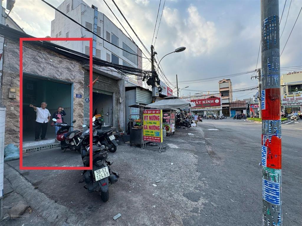 Chính chủ cho thuê nhà nc mặt tiền đường lã xuân oai phù hợp vừa ở vừa kinh doanh cực thuận lợi