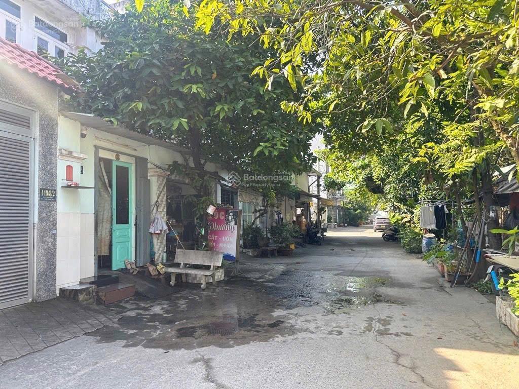 Chdv mặt tiền nội bộ hl80b  gần chợ đông quang ~ 100m2  3 tầng giá giảm sâu 5.36t