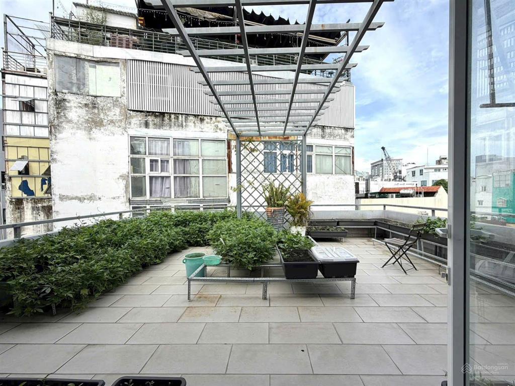 Bán nhà đẹp vào ở ngay hxh 82 võ thị sáu phường tân định quận 1, dt 6.5x18m, 3 lầu, giá 28.5 tỷ