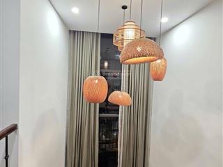 Chính chủ cho thuê cả nhà 5 tầng ở cự lộc, khu vực trung tâm gần royal ngã tư sở