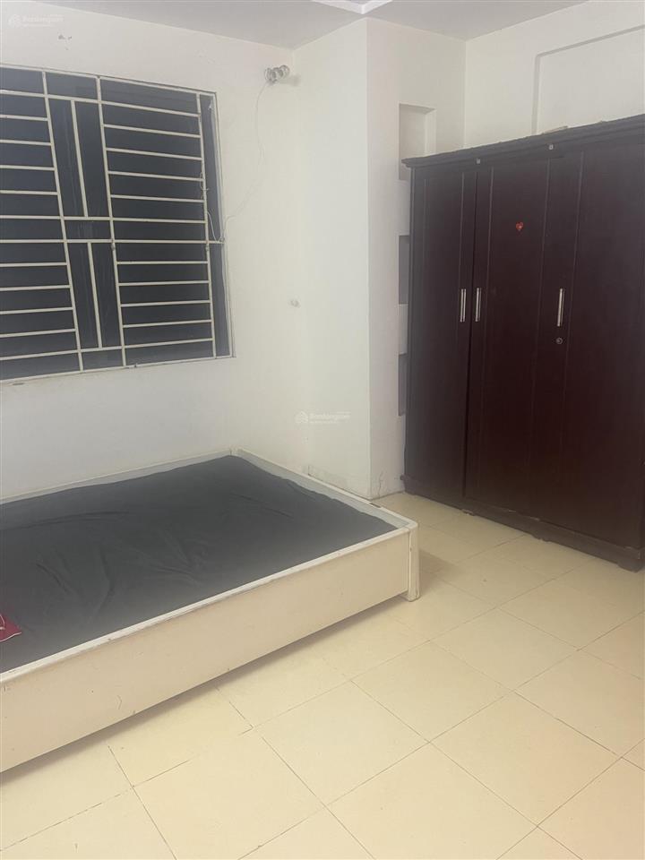 Chính chủ cho thuê cả nhà 5 tầng ở cự lộc, khu vực trung tâm gần royal ngã tư sở
