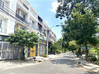 Mặt tiền đường 10m, vỉa hè 3m trịnh quang nghị quận 8  100m2 (5*20m) 4 tầng