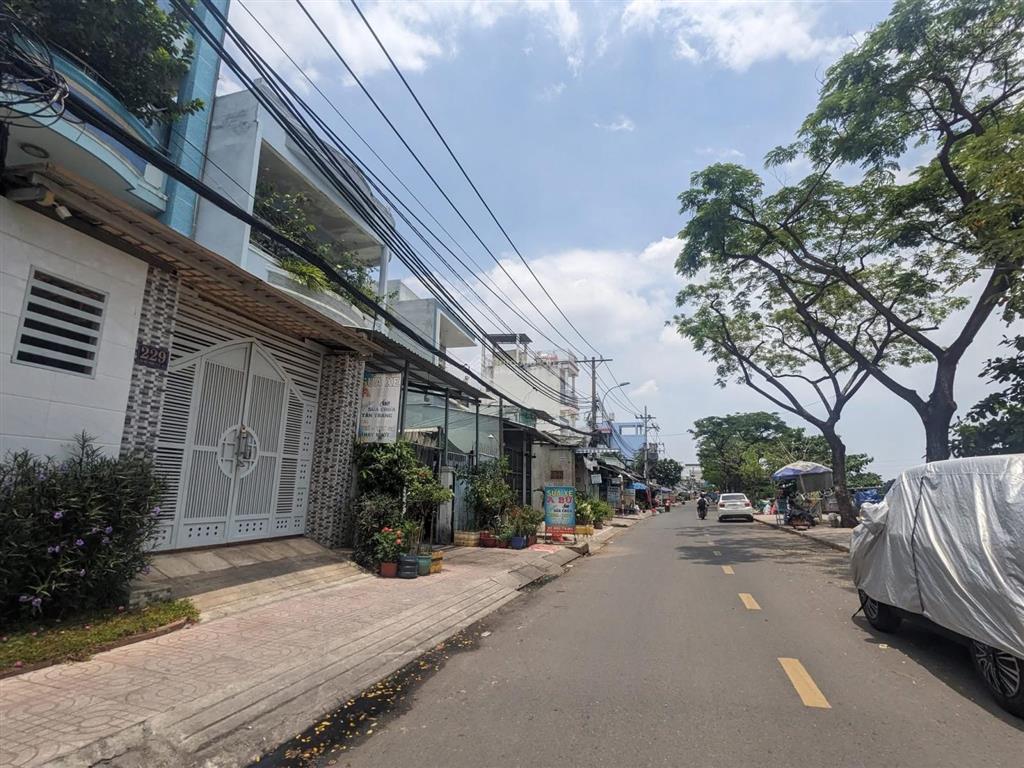 Bán nhà quận 8 xe hơi thông  tiện xây mới 120m2 ngang gần 6m shr kdc hiện hữu giá chỉ 6tỷ chút xí