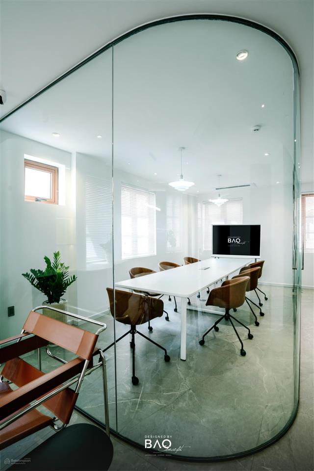 Cho thuê văn phòng, đã đầy đủ nội thất